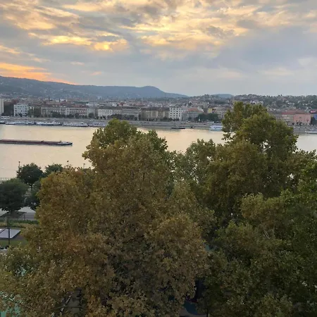 דירה Danube Panorama Apartment